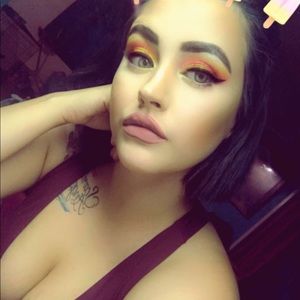 Meet your Posher, Shania